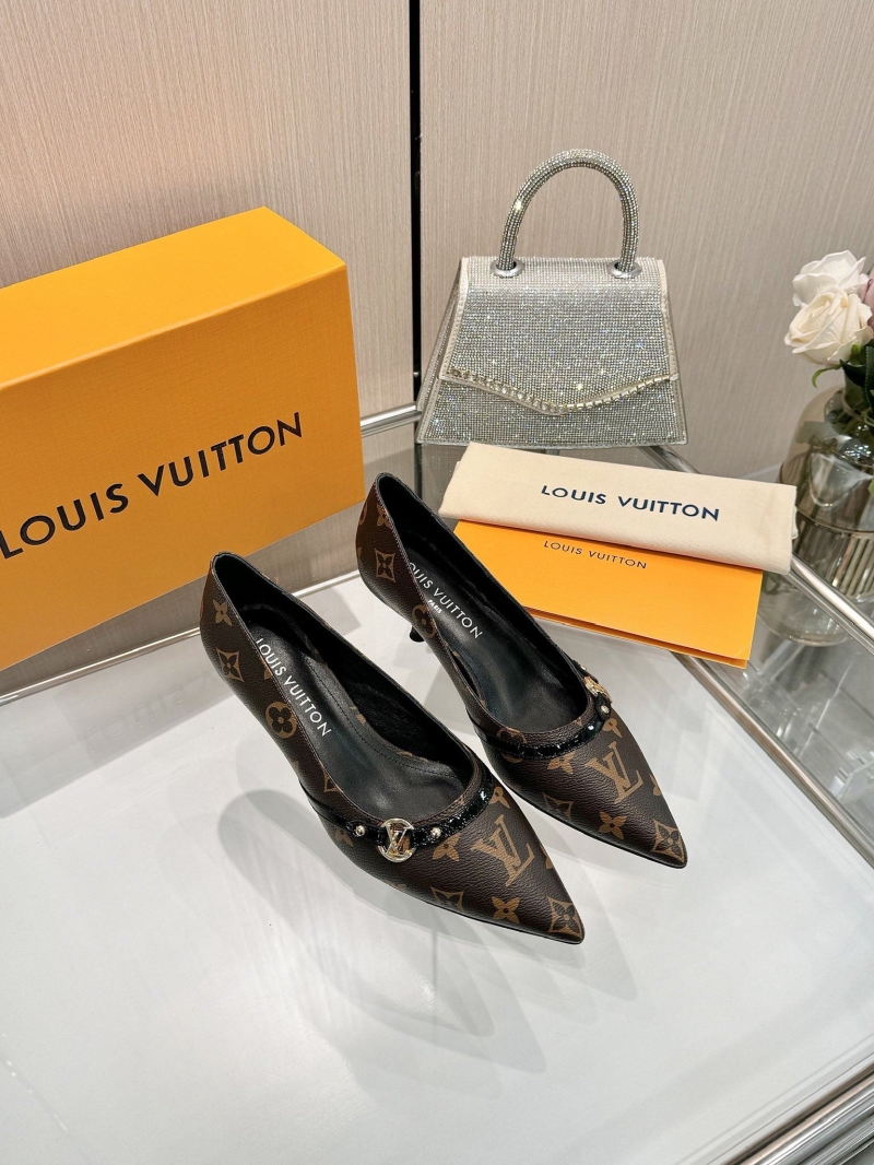 l0vis Vvtt0n heeled shoes